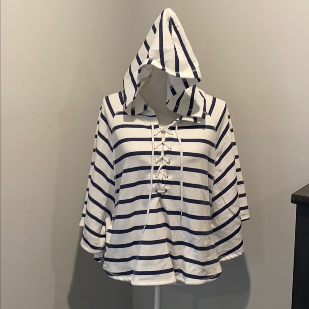 VS PONCHO HOODIE